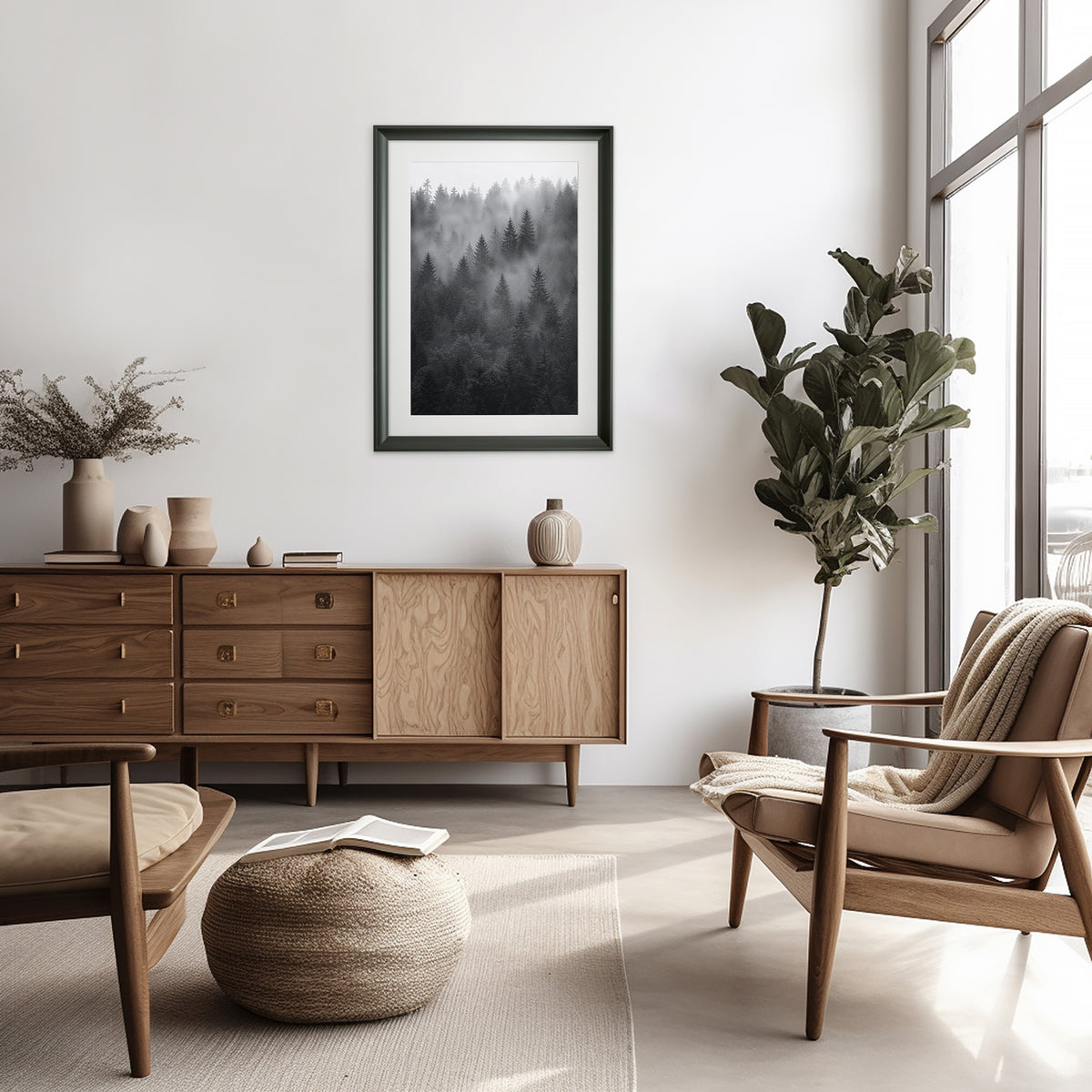 Veiled Pines als MLineart Gallery Edition in einem ruhigen Interieur