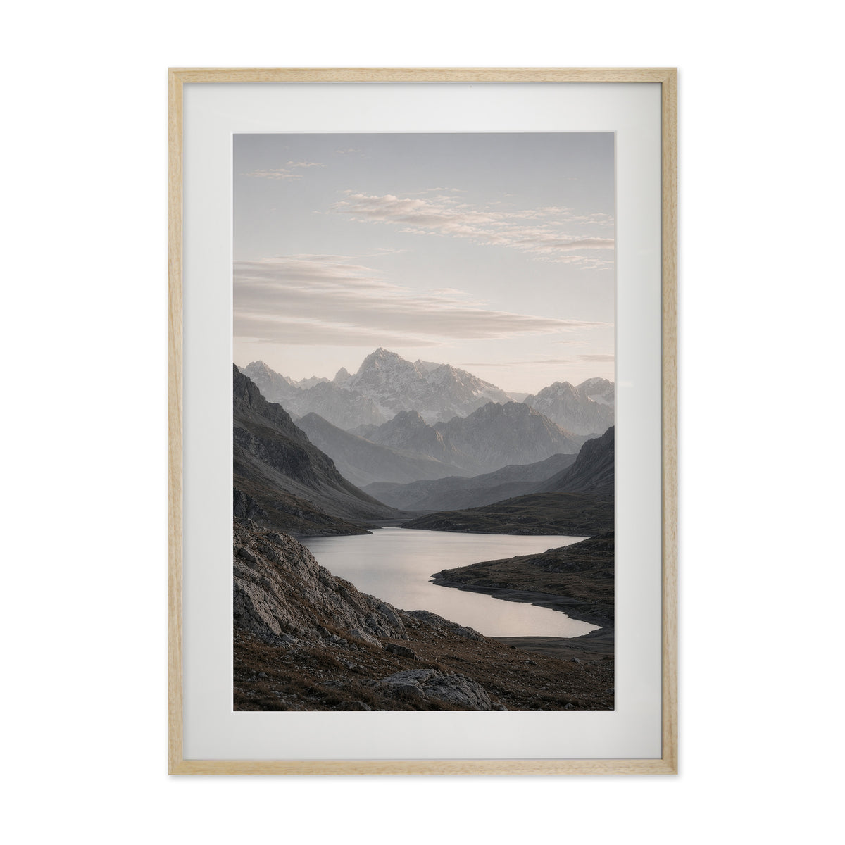 Still Waters – Gallery Edition mit Rahmenwelt NATURAL