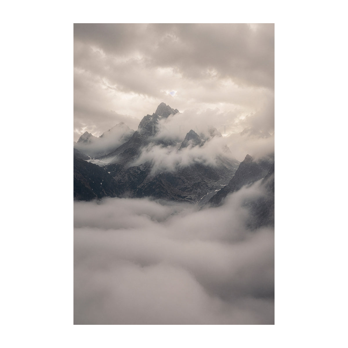 Fine-Art-Motiv Veiled Peaks der MLineart Gallery Edition